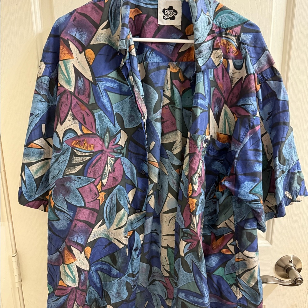 Hilo Hattie Blue and Purple Abstract Shirt